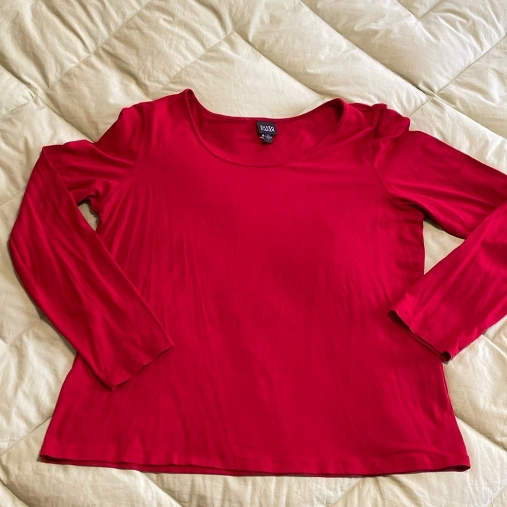 Eileen Fisher Red Rayon Scoop Neck, Long Sleeve T Shirt Top, Size Large.